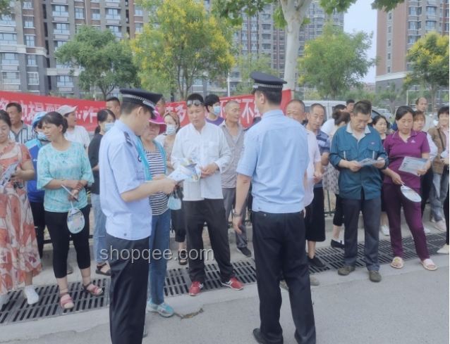 家长们考场外花样整活案例研究